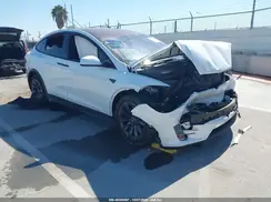 5YJXCDE20JF123307 2018 TESLA MODEL X