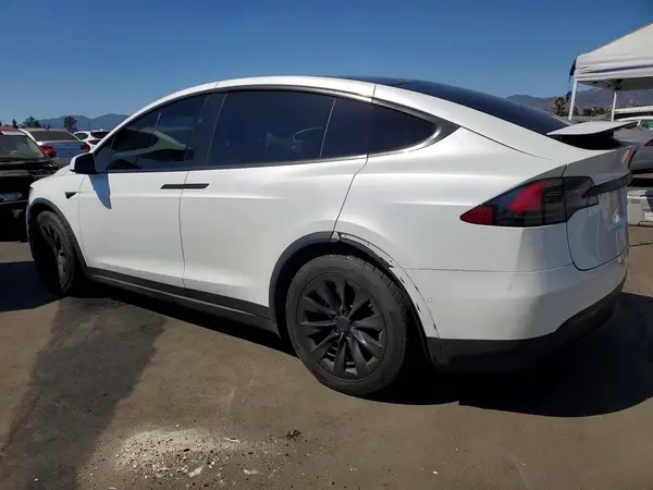 5YJXCDE20JF142732 2018 TESLA MODEL X - Image 2