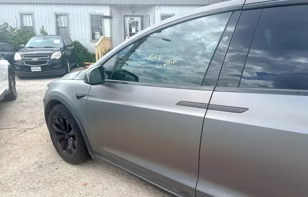 5YJXCDE20KF160911 2019 TESLA MODEL X - Image 2