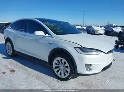 5YJXCDE20LF284145 2020 TESLA MODEL X