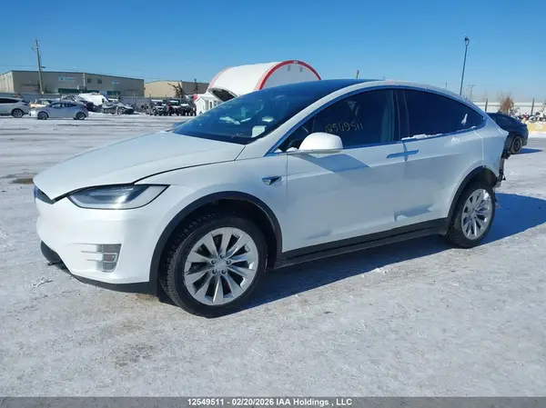 5YJXCDE20LF284145 2020 TESLA MODEL X - Image 2