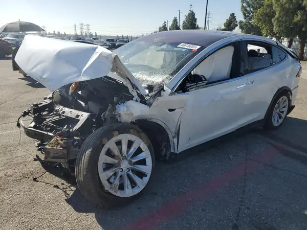 5YJXCDE20LF304099 2020 TESLA MODEL X - Image 1