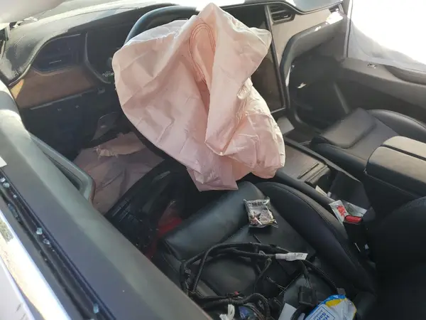 5YJXCDE20LF304099 2020 TESLA MODEL X - Image 8