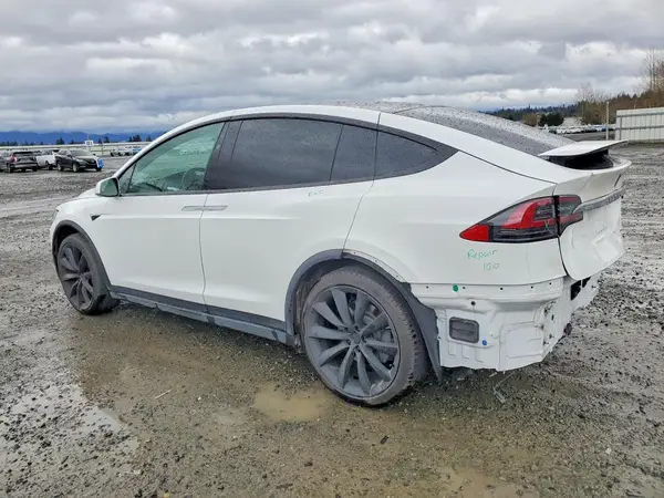 5YJXCDE20LF304359 2020 TESLA MODEL X - Image 2