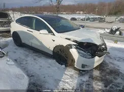 5YJXCDE21GF030241 2016 TESLA MODEL X