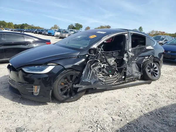 5YJXCDE21HF035540 2017 TESLA MODEL X - Image 1