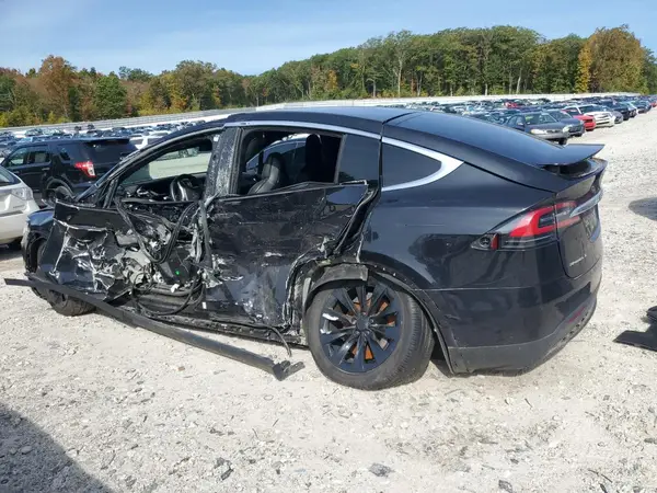 5YJXCDE21HF035540 2017 TESLA MODEL X - Image 2