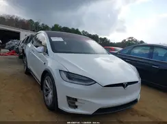 5YJXCDE21HF044738 2017 TESLA MODEL X
