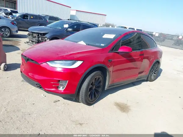 5YJXCDE21HF051950 2017 TESLA MODEL X - Image 2