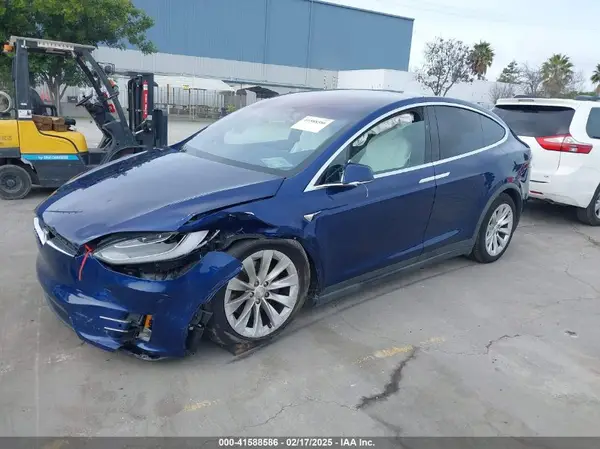 5YJXCDE21HF053777 2017 TESLA MODEL X - Image 2