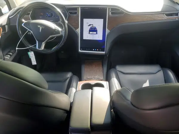 5YJXCDE21HF059952 2017 TESLA MODEL X - Image 8