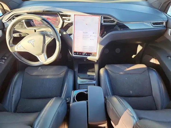 5YJXCDE21HF061782 2017 TESLA MODEL X - Image 8