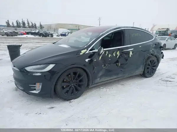 5YJXCDE21HF075875 2017 TESLA MODEL X - Image 2