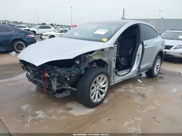 5YJXCDE21HF078372 2017 TESLA MODEL X - Image 2