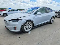 5YJXCDE21JF101252 2018 TESLA MODEL X