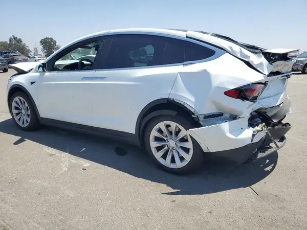 5YJXCDE21JF142027 2018 TESLA MODEL X - Image 2