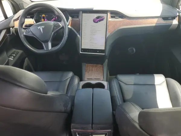 5YJXCDE21JF142027 2018 TESLA MODEL X - Image 8