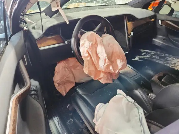 5YJXCDE21KF181993 2019 TESLA MODEL X - Image 8