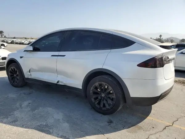 5YJXCDE22GF030216 2016 TESLA MODEL X - Image 2