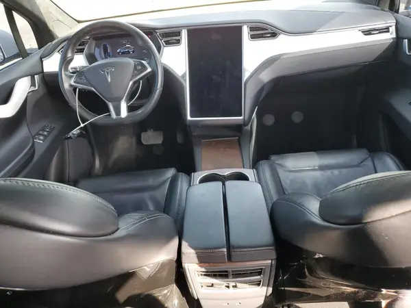 5YJXCDE22GF030216 2016 TESLA MODEL X - Image 8