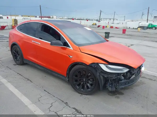 5YJXCDE22GF032208 2016 TESLA MODEL X - Image 1
