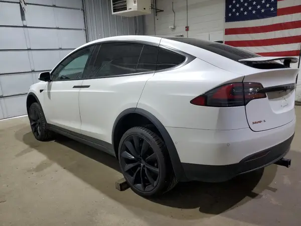 5YJXCDE22HF043226 2017 TESLA MODEL X - Image 2