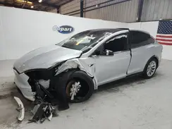 5YJXCDE22HF049592 2017 TESLA MODEL X