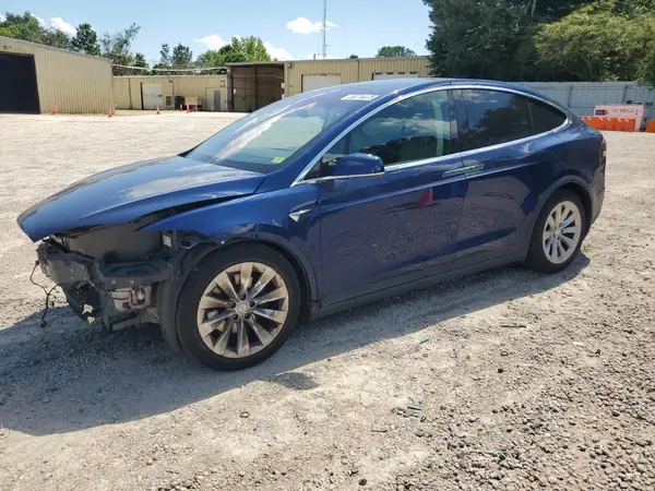 5YJXCDE22HF054324 2017 TESLA MODEL X - Image 1