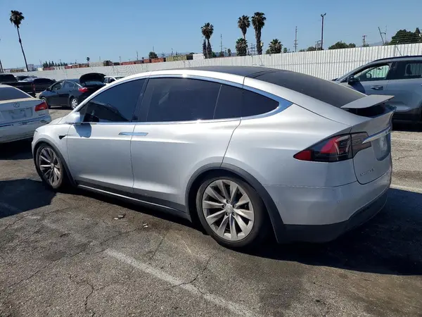 5YJXCDE22HF060298 2017 TESLA MODEL X - Image 2