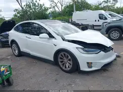 5YJXCDE22HF065727 2017 TESLA MODEL X
