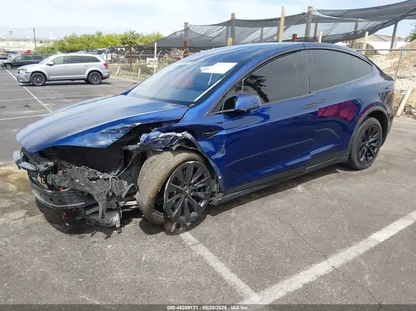 5YJXCDE22HF076064 2017 TESLA MODEL X - Image 2