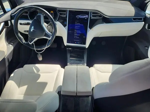 5YJXCDE22JF087670 2018 TESLA MODEL X - Image 8