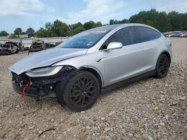 5YJXCDE22JF090536 2018 TESLA MODEL X