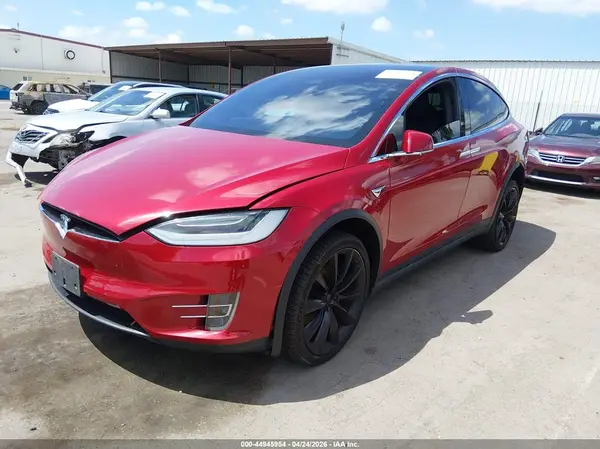 5YJXCDE22JF102149 2018 TESLA MODEL X - Image 2