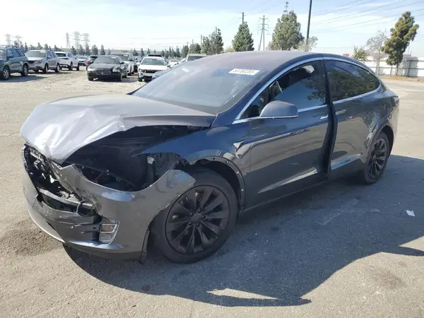 5YJXCDE22JF104631 2018 TESLA MODEL X - Image 1
