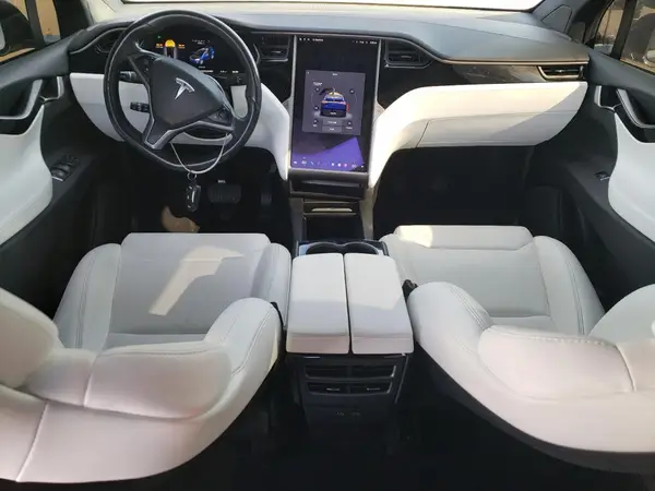 5YJXCDE22JF121350 2018 TESLA MODEL X - Image 8
