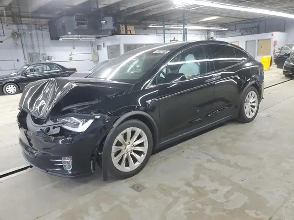 5YJXCDE22JF121672 2018 TESLA MODEL X - Image 1
