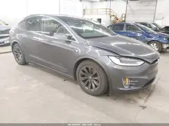 5YJXCDE22JF136995 2018 TESLA MODEL X