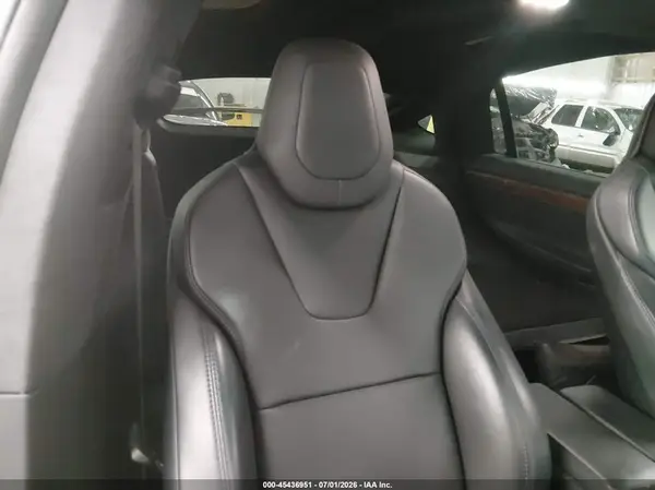 5YJXCDE22JF136995 2018 TESLA MODEL X - Image 8
