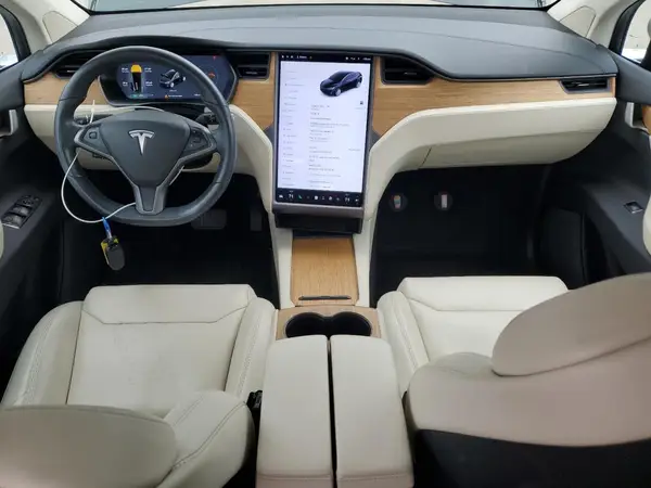 5YJXCDE22KF180271 2019 TESLA MODEL X - Image 8