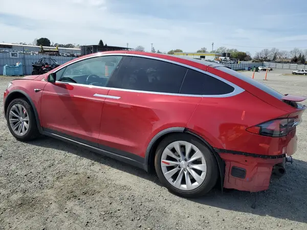 5YJXCDE22LF234833 2020 TESLA MODEL X - Image 2