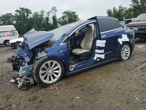 5YJXCDE22LF261644 2020 TESLA MODEL X - Image 1