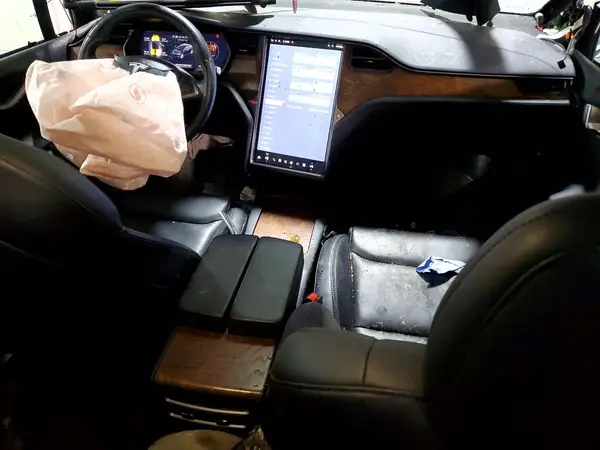 5YJXCDE22LF262647 2020 TESLA MODEL X - Image 8