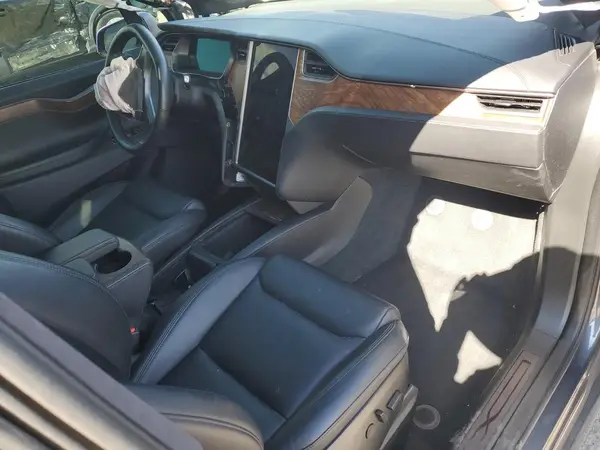 5YJXCDE22LF283353 2020 TESLA MODEL X - Image 8