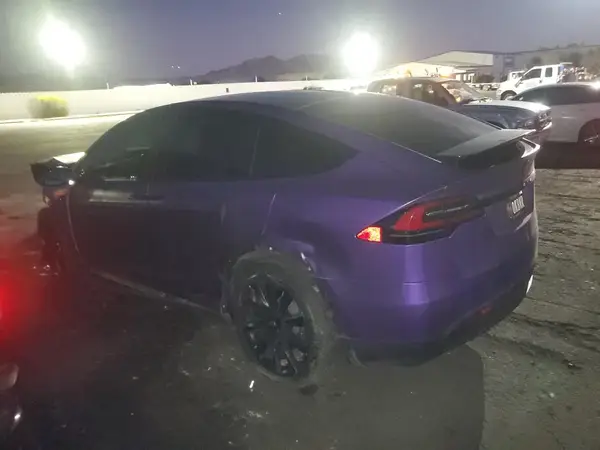 5YJXCDE22LF283383 2020 TESLA MODEL X - Image 2