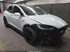 5YJXCDE22LF305223 2020 TESLA MODEL X