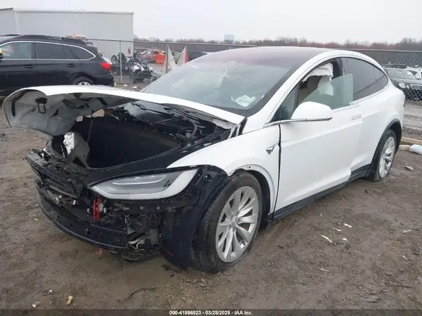 5YJXCDE22MF319401 2021 TESLA MODEL X - Image 2
