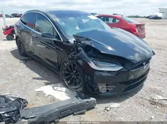 5YJXCDE22MF320841 2021 TESLA MODEL X