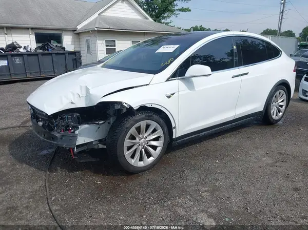 5YJXCDE23GF026224 2016 TESLA MODEL X - Image 2