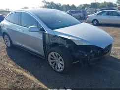 5YJXCDE23HF034972 2017 TESLA MODEL X
